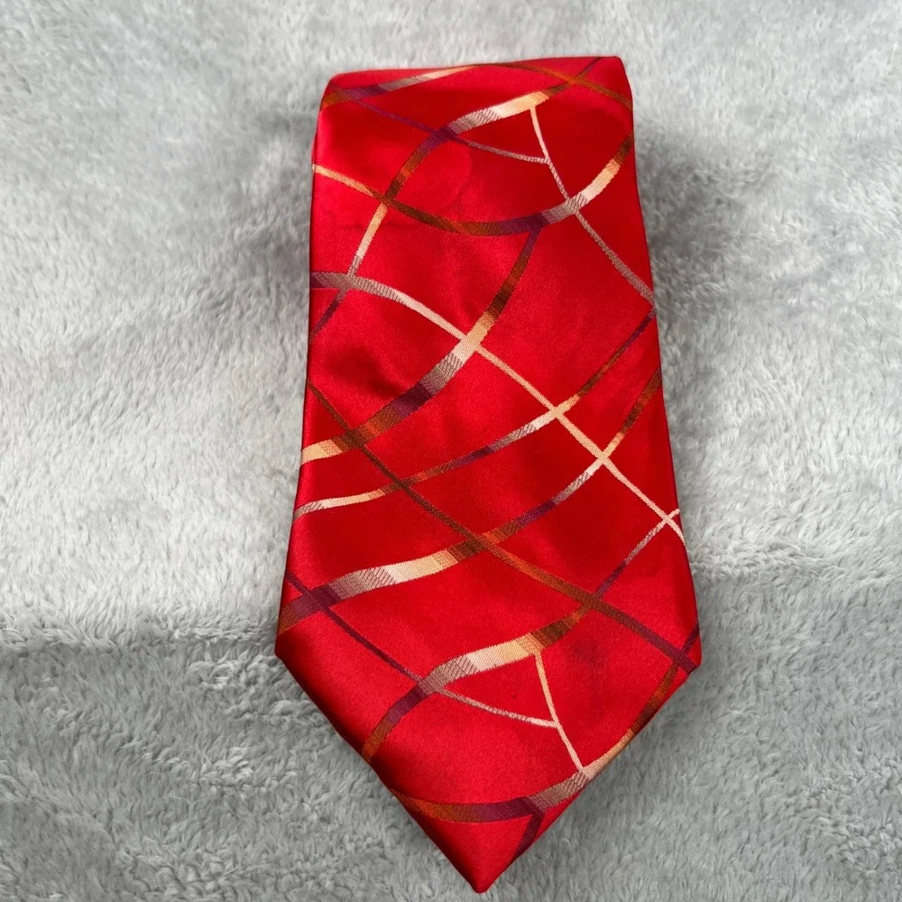 J. Garcia Man With Green Turtleneck Silk Necktie One Size Red Men VTG Art Tie